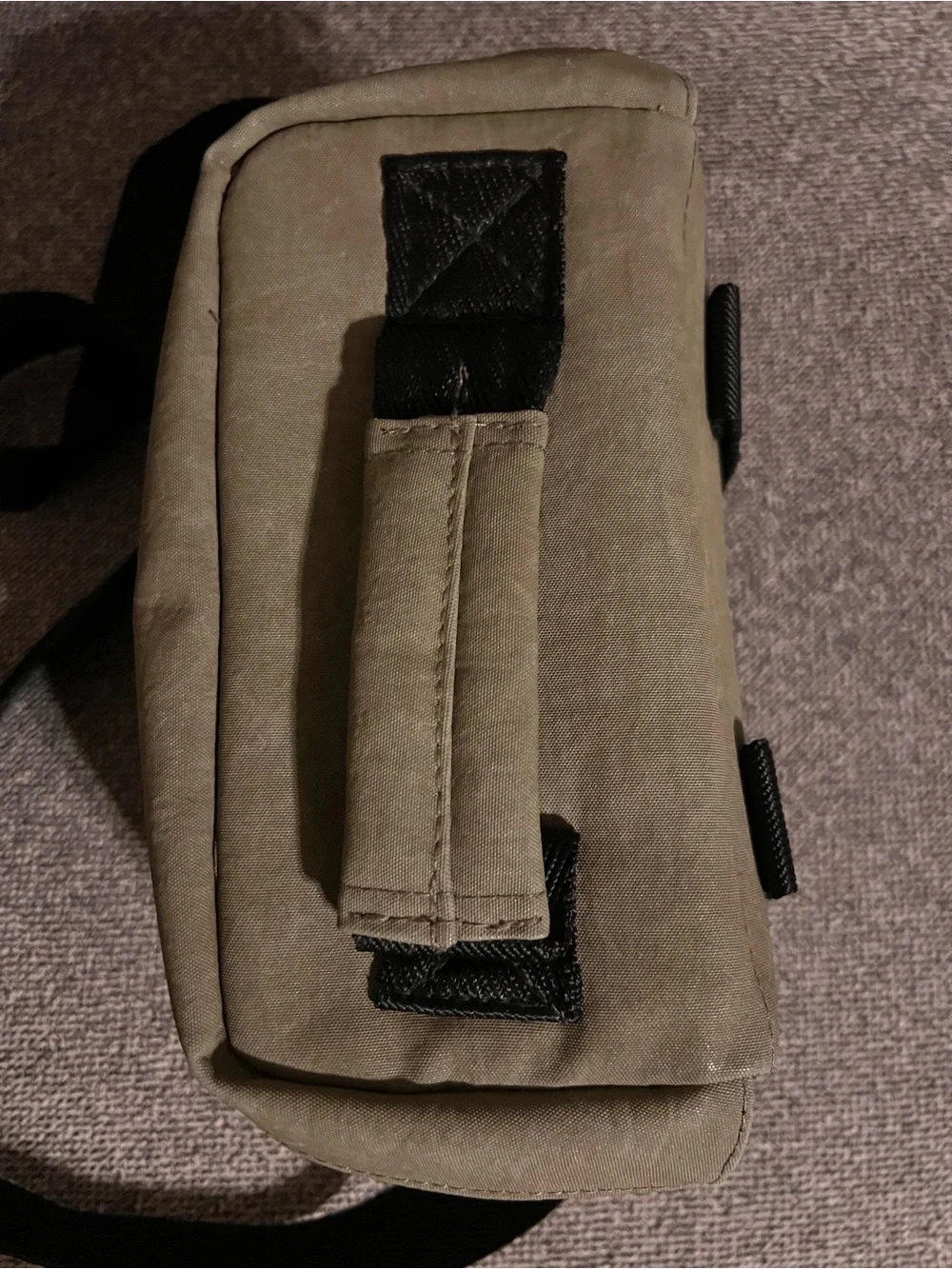 Samsonite Olive Green Messenger Camera Bag with Black Strap